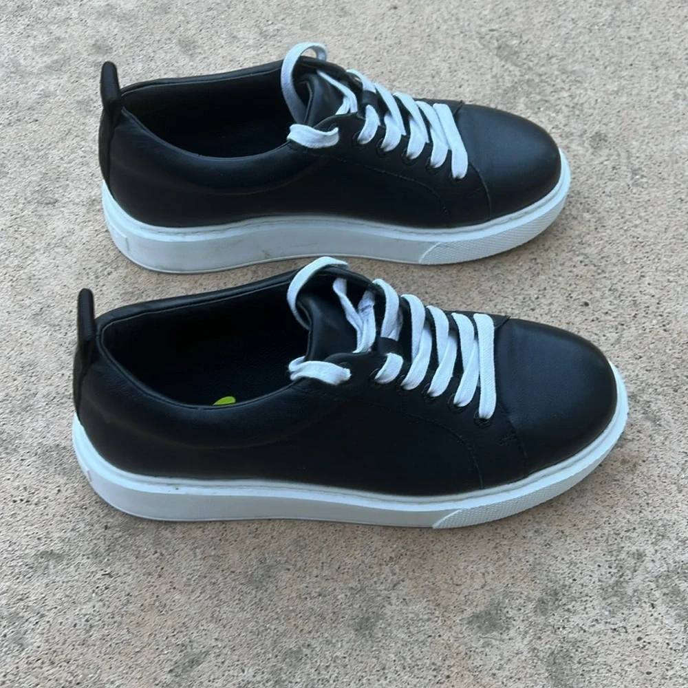 J/Slides NYC Noca Black Leather Platform Women's Sneakers Size 8.5 - Picture 2 of 10